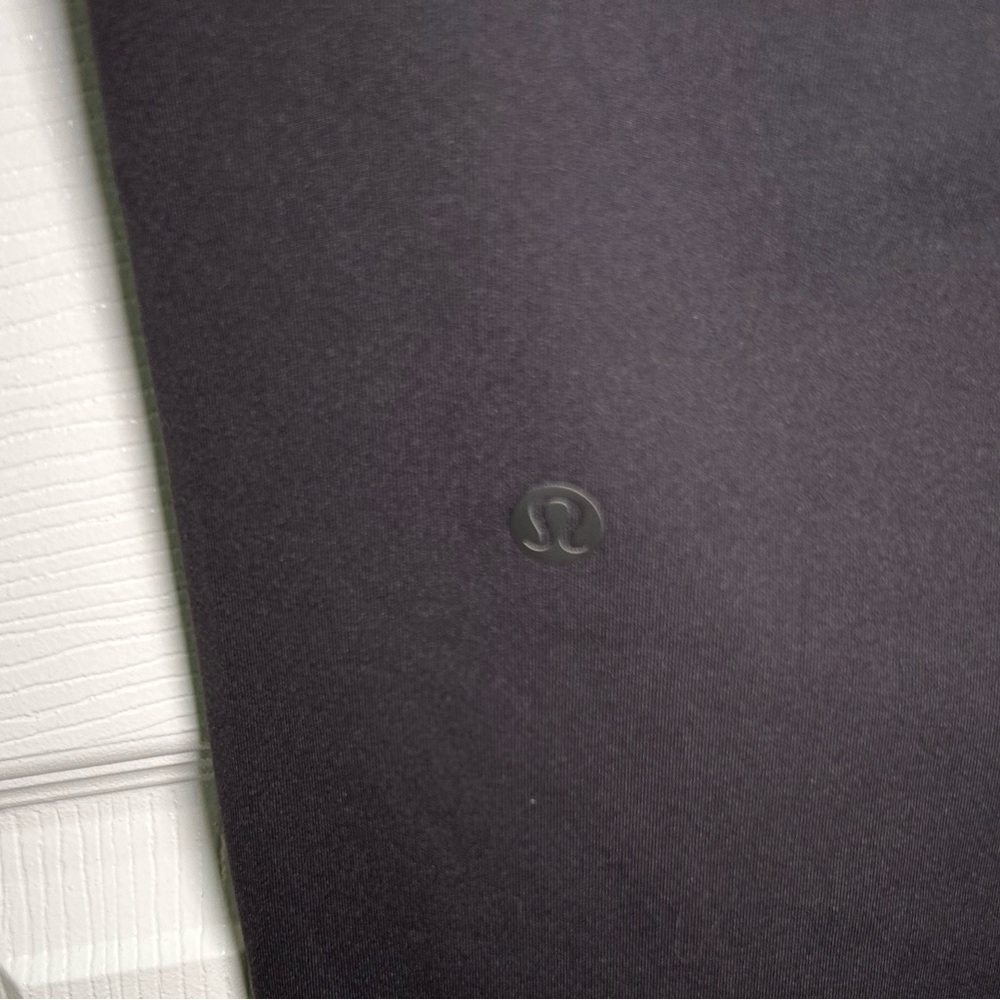 Lululemon On The Fly Track Pant Jogger Crop Pockets Black Drawstring 6 - Picture 4 of 7